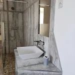 Apartman Abadie *
